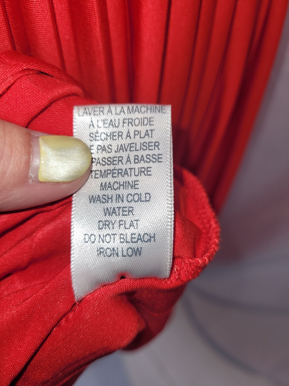 Twik ( Simons) Red Pleated Maxi Midi Skirt - Size Small (NWOT) - Picture 13 of 13